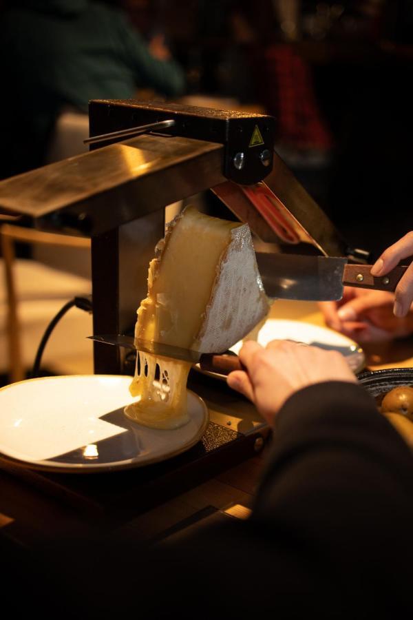 Hotel Restaurant Le Monetier Zewnętrze zdjęcie